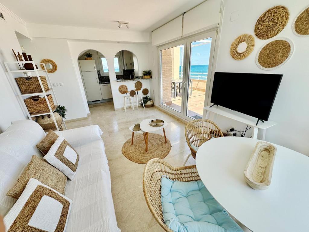 Atico Frontal Al Mar Con Piscina Privada By Homeprive Denia Kültér fotó